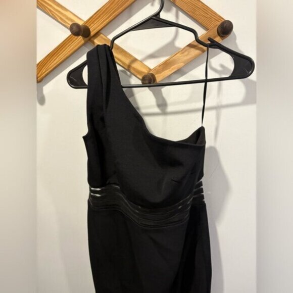 Never worn- NICHOLAS | Dresses | Nicholas Black Bandage One Shoulder Dress - Picture 4 of 15